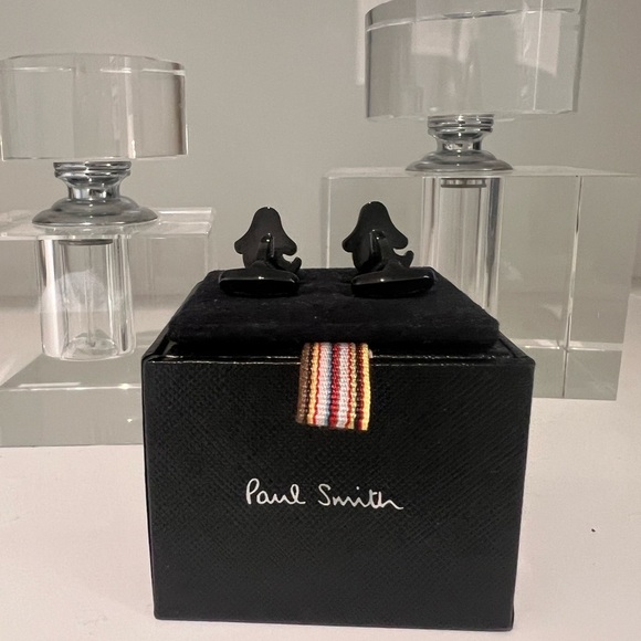 Designer Paul Smith Ghost Cufflinks. - Picture 2 of 5